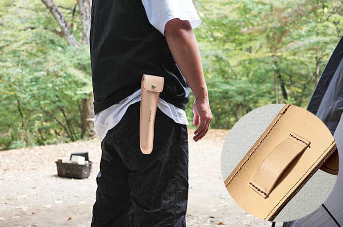 腰につけたメタ扇のケース