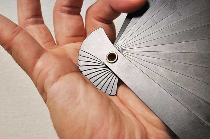 手のひらに当たったメタ扇