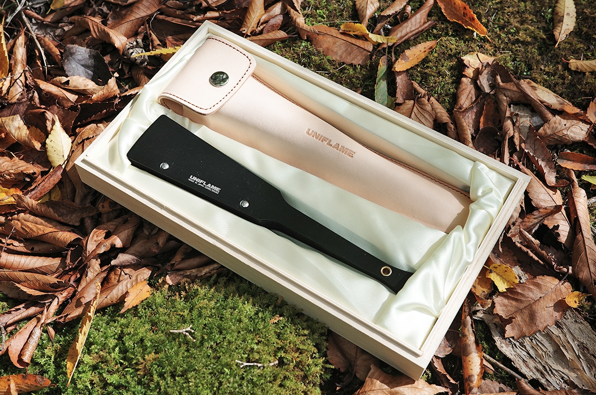 箱に入ったユニフレームのメタ扇