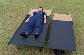 「耐荷重300kgだと！？」「しかも超広い」ベンチにもなる、新作“デカすぎコット”がヤバい