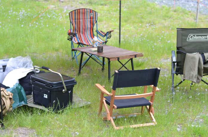 キャンプ場に置いてあるチェア