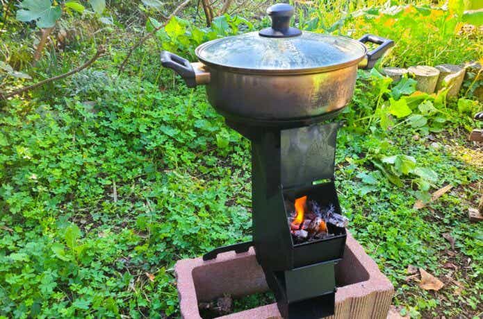 Emu-One「ロケットストーブ Fire Beast2」