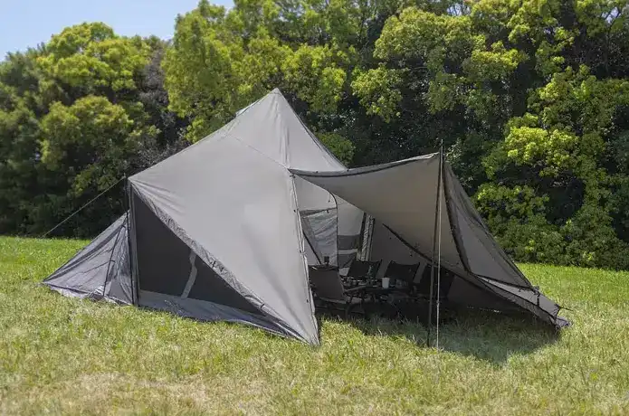 ラーテルワークス「TRIAS（トリアス）」