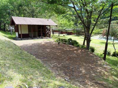 熊野古道へのアクセスも良好。屋根付きキッチンも使い勝手抜群