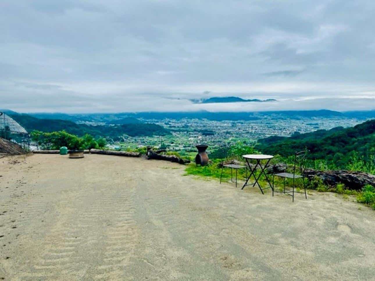 ゆったり過ごせる個性的なキャンプ場。富士山の絶景も魅力