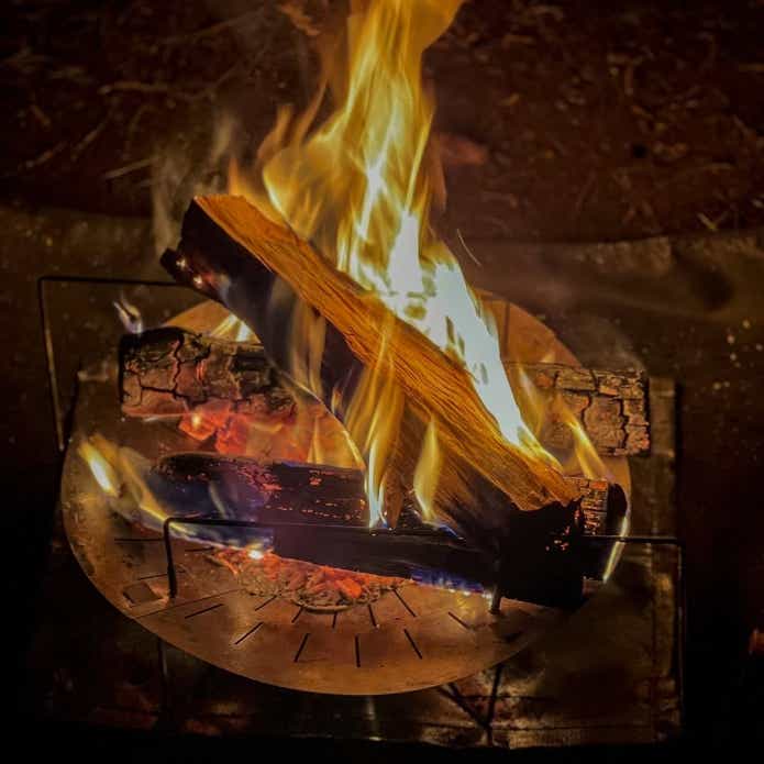 ベルクロートの焚き火台en.