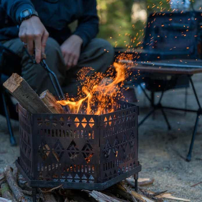 ロブスノーの焚き火台ディアン