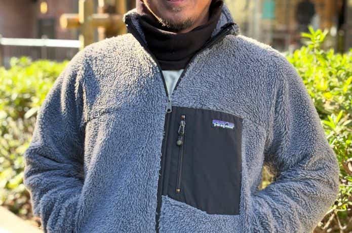 クラシック・レトロX・ジャケットを着る人