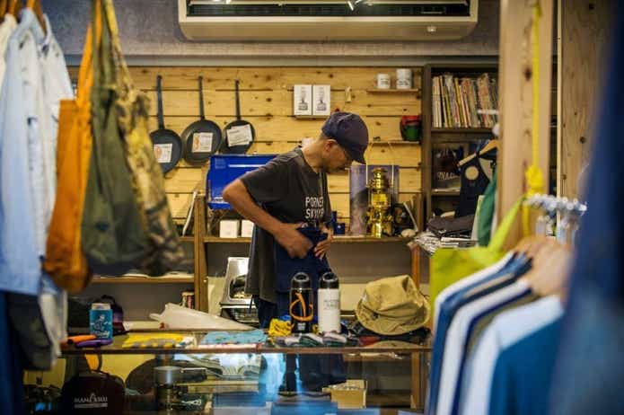 ALASKAMOUNTAINSTOREの内観