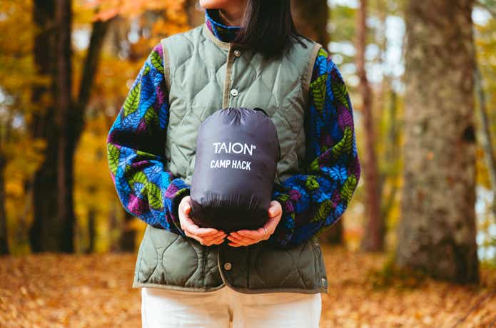 TAION×CAMP HACKのダウンブランケット