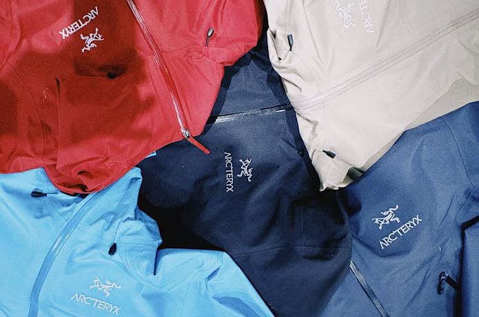 アークテリクスのマウンテンパーカー