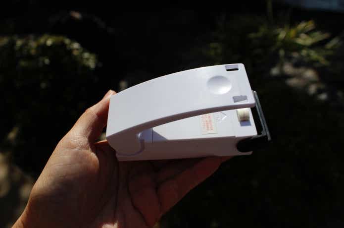 イージーシーラー手のひら乗せ