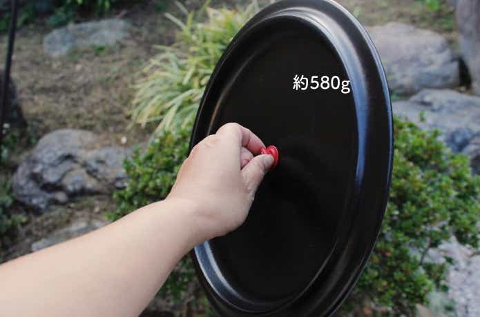 ほうろうのプレートに吸着