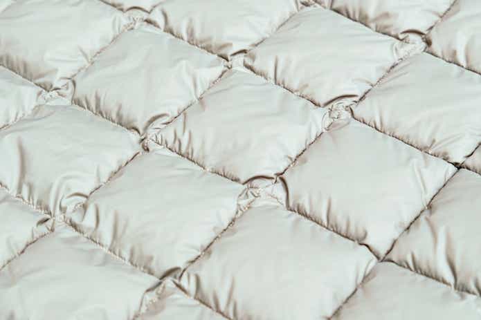 ワイドダウンブランケット（CAMP HACK exclusive