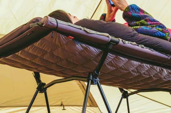 ワイドダウンブランケット（CAMP HACK exclusive