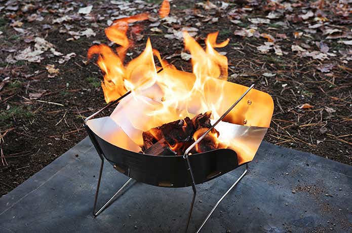 燃えているオガライト