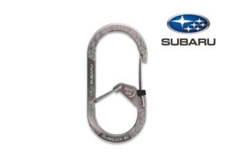 「持ってるとドヤれる」自動車のスバルが、キャンプとコラボ！“地味に便利なギア”が勢揃いしてる！