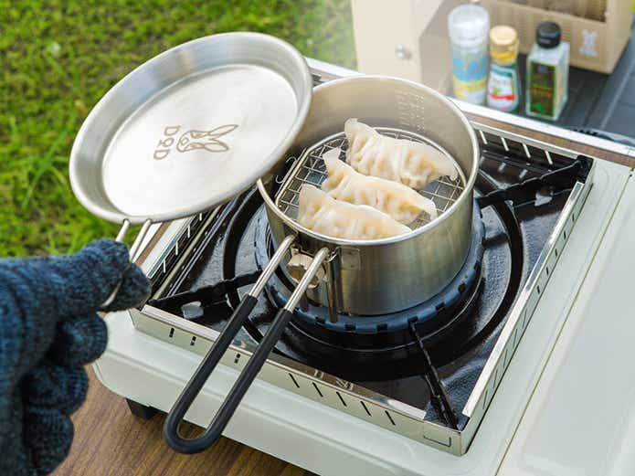 シェラケトルアゲムシで餃子を蒸す