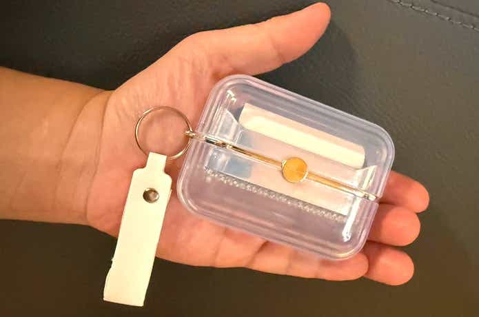 ダイソー「取り換え式2wayほこり取り」