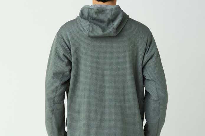 スノーピーク Polartec Power Grid Fleece Hoodieの後ろ