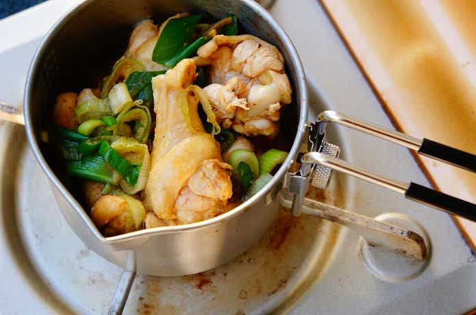 DODのシェラケトルアゲムシで煮込み