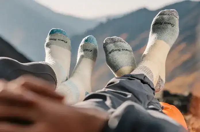 ダーンタフ「マウンテニアリング マイクロクルー ヘビーウェイト フルクッション」