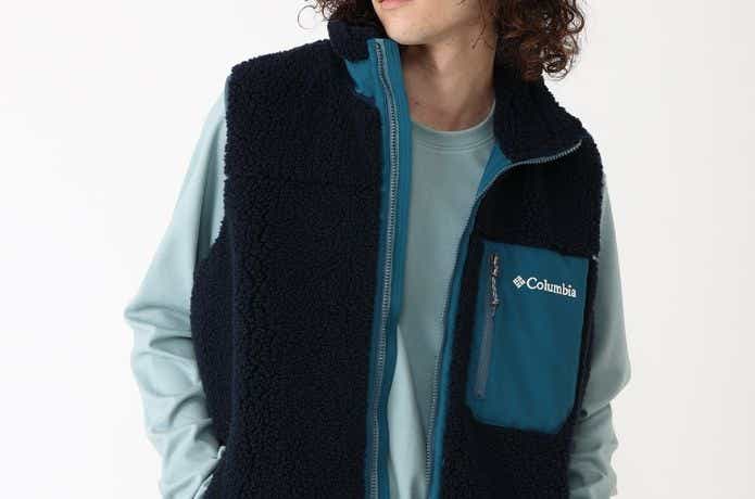 コロンビア アーチャーリッジIIIベストを着た人