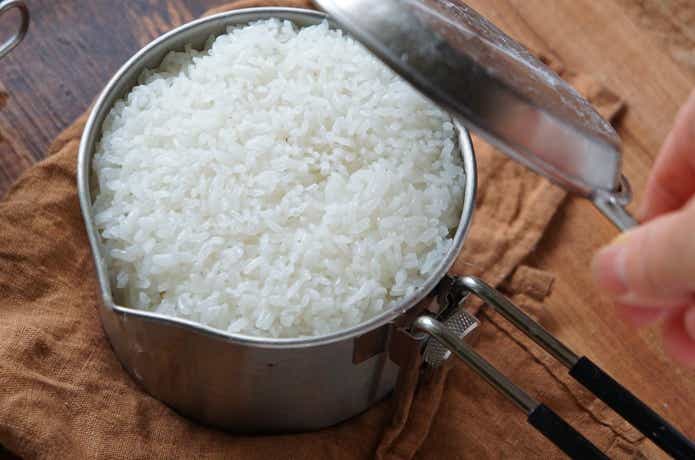 DODのシェラケトルアゲムシで炊飯