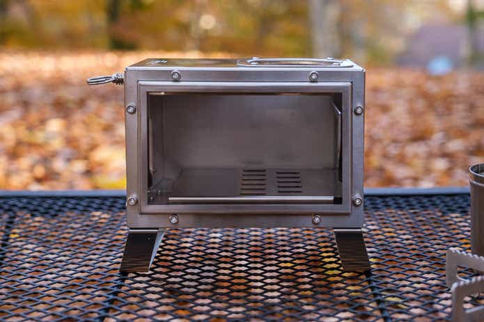 フィールドアのミニ薪ストーブの窓ガラス