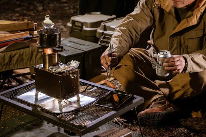 ミニ薪ストーブで晩酌