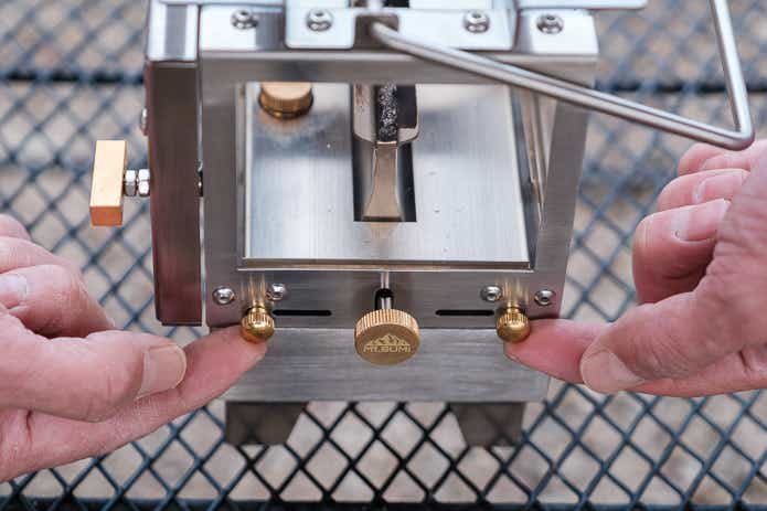 オーラ ルミのノブ