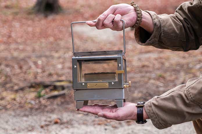 オーラ ルミを持つ