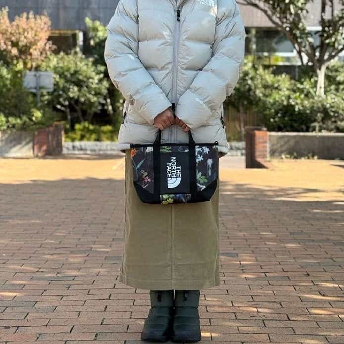 ヌプシ ブーティ ウォータープルーフ ロゴ ショートを使ったコーデ