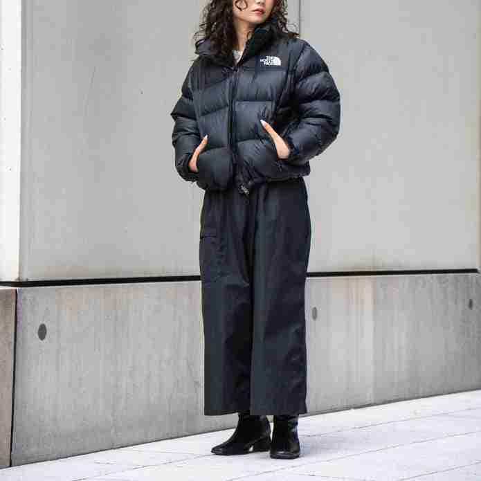 ショートヌプシジャケットでつくる大人モノトーンコーデ