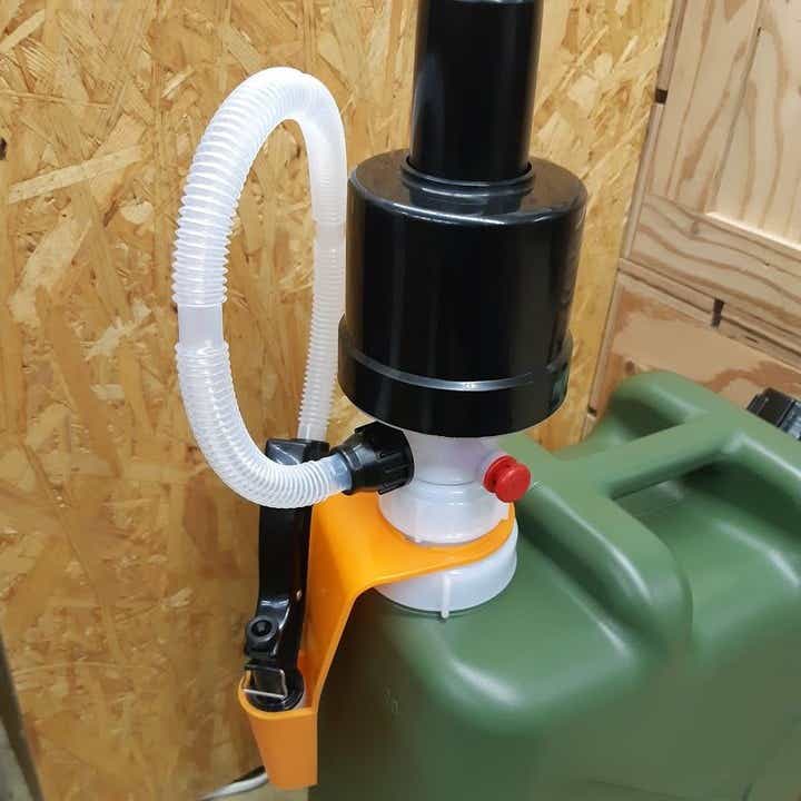 TRUSCO「給油用ポンプ」