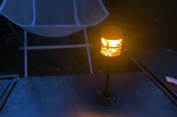 ZOOZステッカー貼って点灯