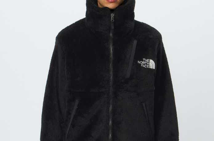 黒いザ・ノース・フェイス バーサロフトジャケット（メンズ）