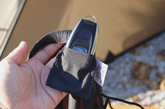 コインポケットにクルマの鍵がぴったり