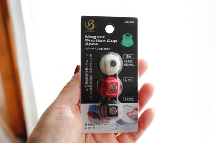 マグネット入り吸盤のパッケージ