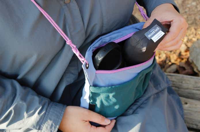 収納状態でサコッシュに入れている