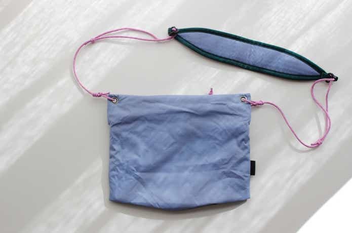 バックデザイン