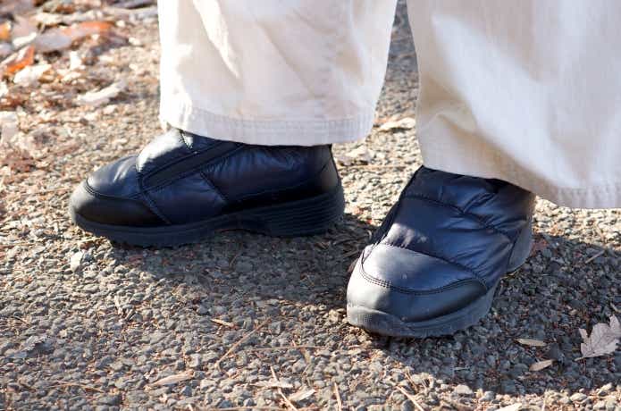 防寒パフィーシューズの着用画像