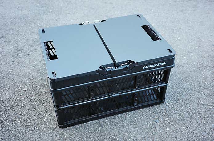 キャプスタの折り畳みコンテナとトレーブル