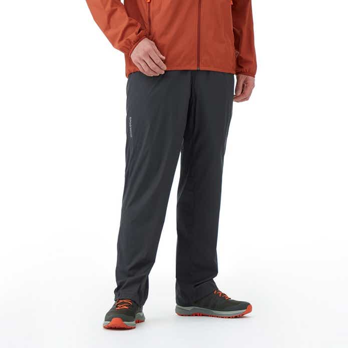 U.L.ストレッチウインドパンツ着用イメージ