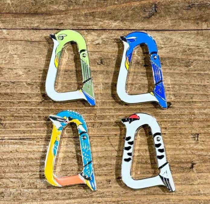 山鳥のカラビナ