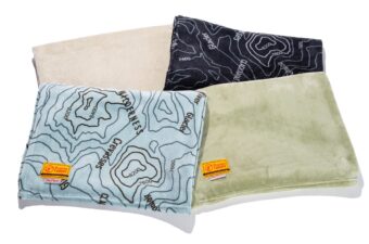 「運転寒くないよ」「焚き火でも重宝」燃えない新作が、“冬キャンプとドライブ”の救世主に【オレゴニアンキャンパー】