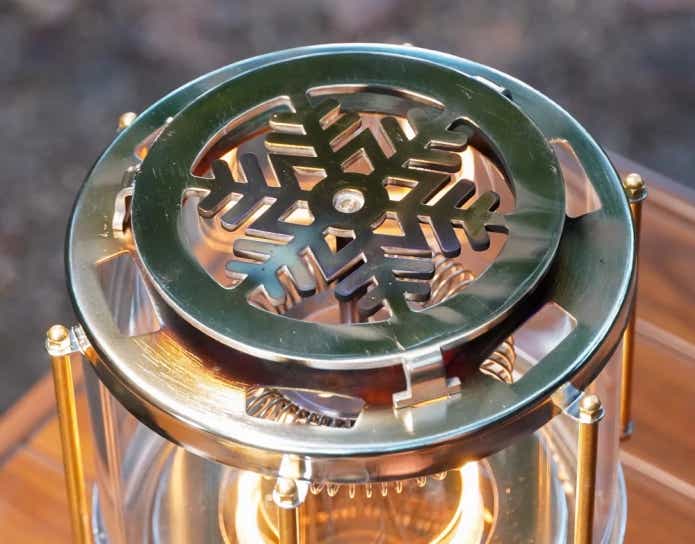 FUTURE FOX(フューチャーフォックス)SNOW GLOW(スノウグロウ)