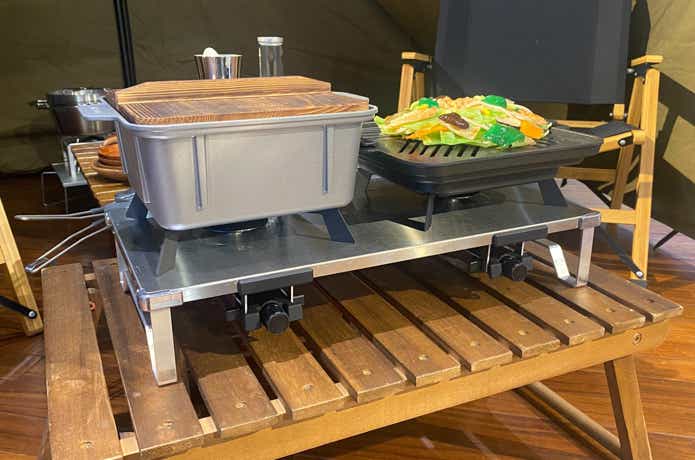 カコムシリーズを2バーナーにのせる