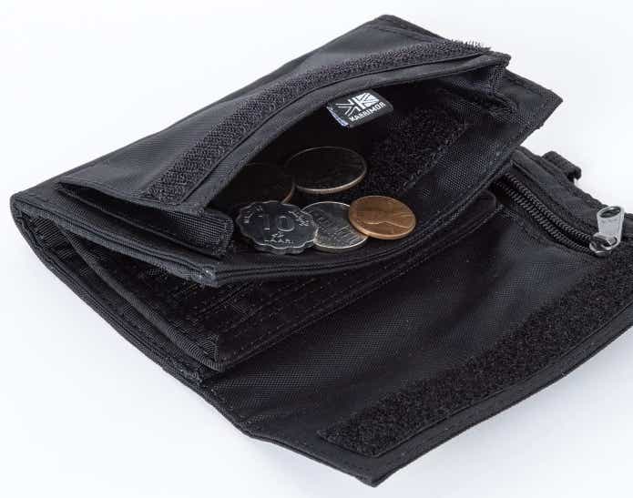 カリマーの財布