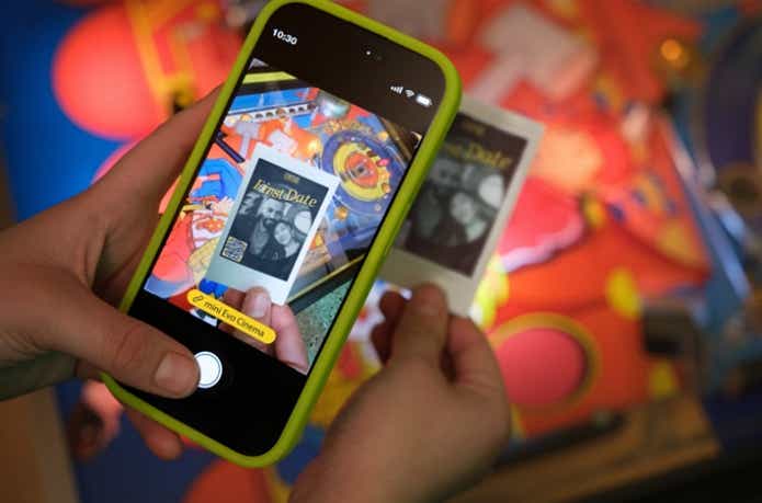 富士フィルム チェキ　instax mini Evo Cinema™